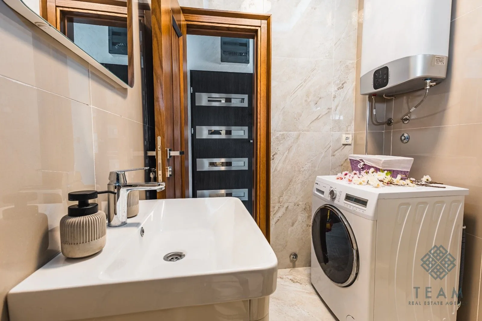 Sale, one bedroom apartment, 73m², Pinješ, Ulcinj
