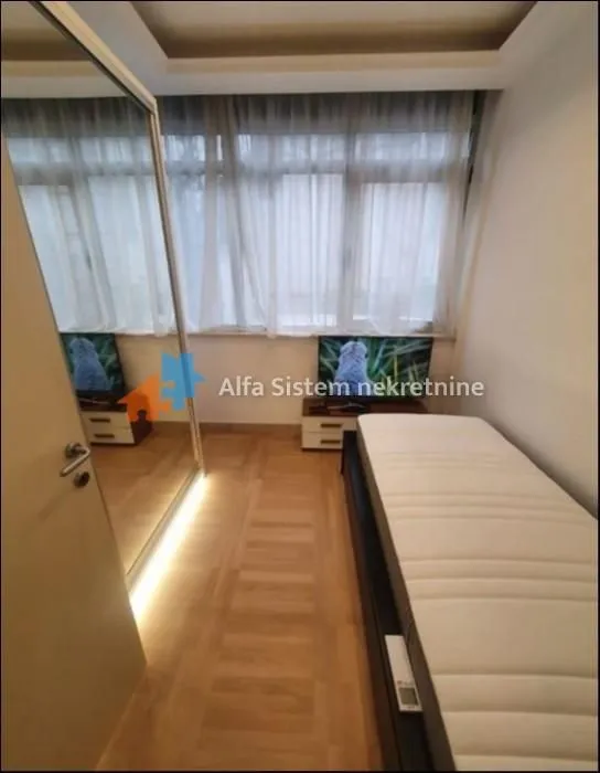 Rent, four bedroom apartment, 148m², Savski Venac, Beograd