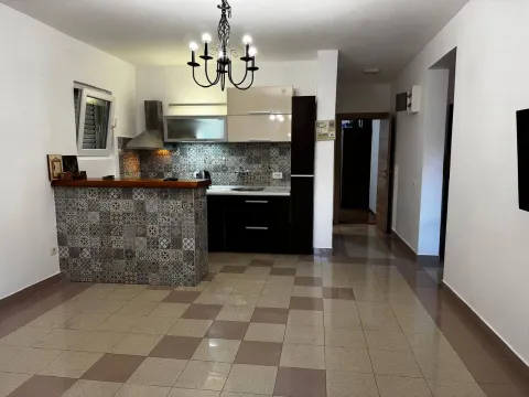 Sale, one bedroom apartment, 51m², Centar, Budva - image 2