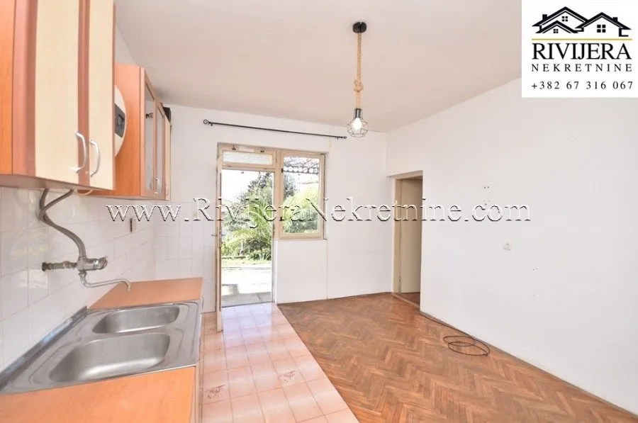 Prodaja, jednosoban stan, 32m², Centar, Herceg Novi
