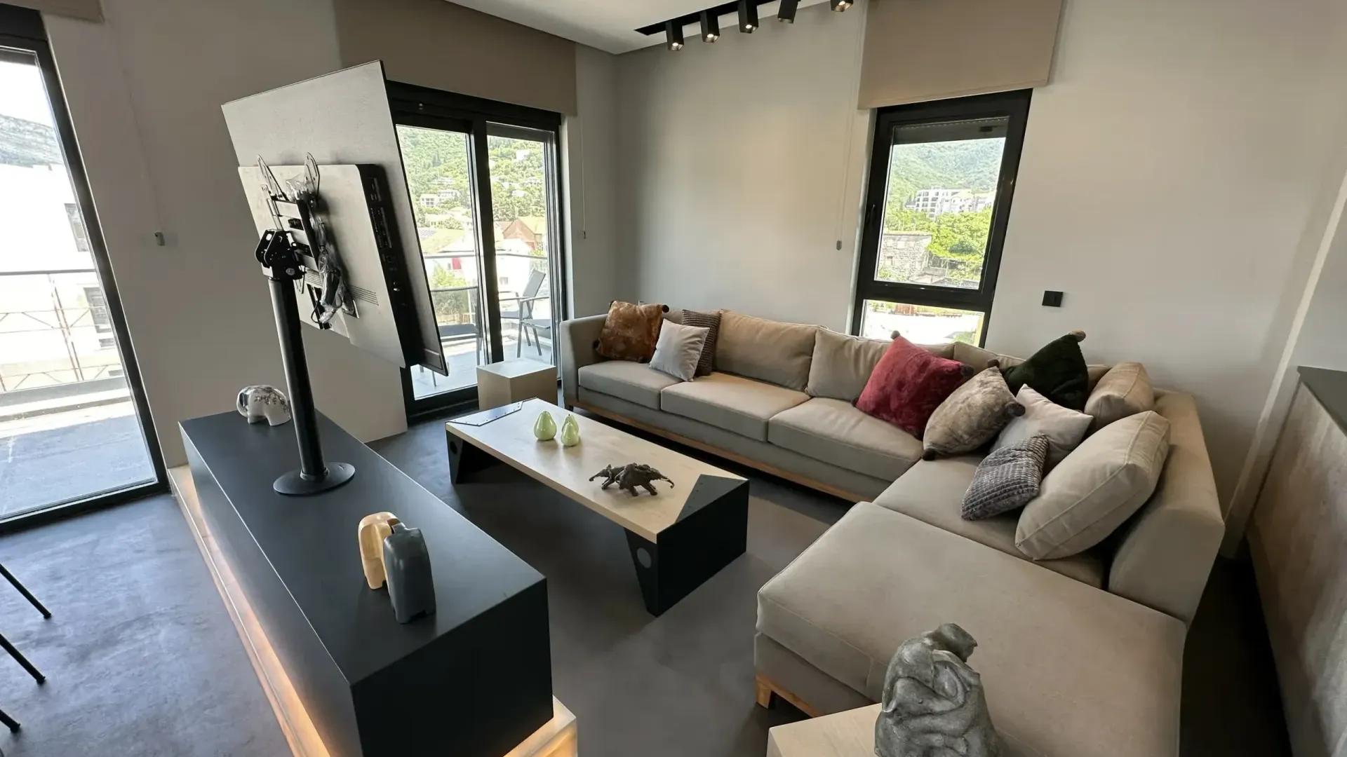 Prodaja, stan, 337m², Tivat, Crna Gora