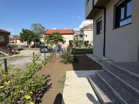 Rent, two bedroom apartment, 60m², Central Point, Podgorica - image 6