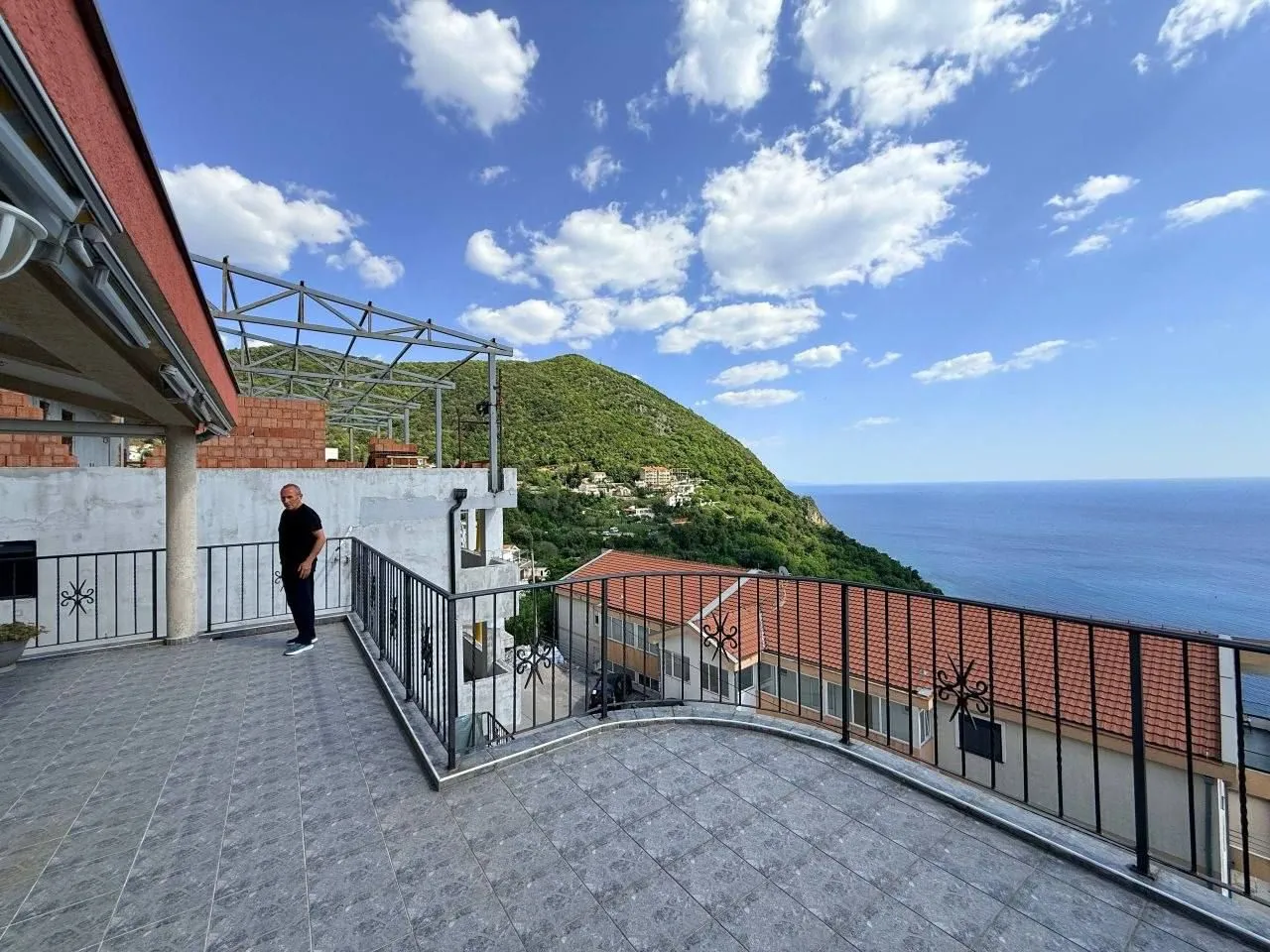 Sale, two bedroom apartment, 131m², Seoce, Budva