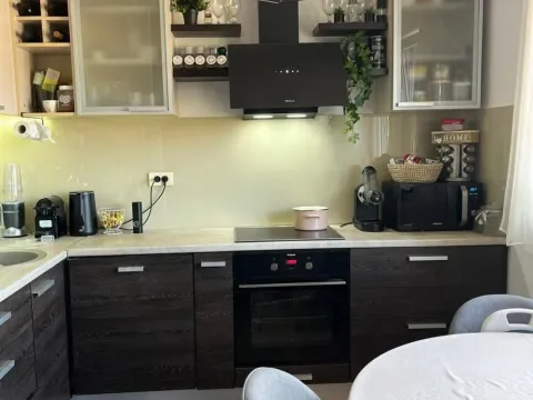 Prodaja, trosoban stan, 83m², Uciteljsko Naselje, Zvezdara Sve Podlokacije - image 7