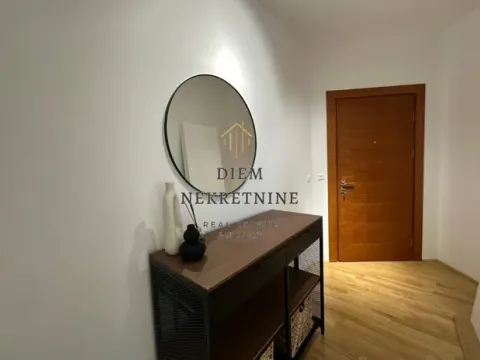 Rent, one bedroom apartment, 53m², Centar, Podgorica - image 11