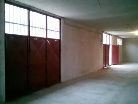 Izdavanje, poslovni prostor, 250m², Altina, Beograd - image 6