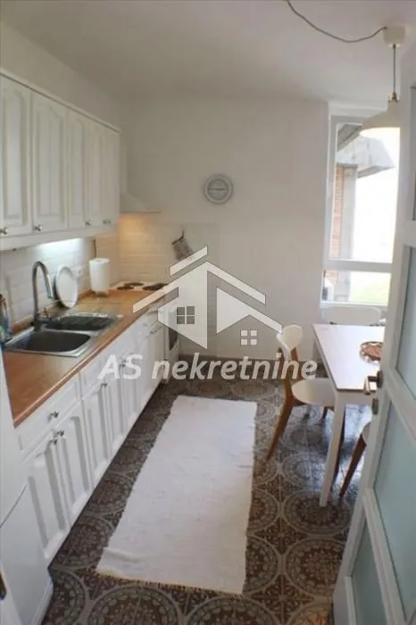Rent, two bedroom apartment, 54m², Vračar Sve Podlokacije, Beograd