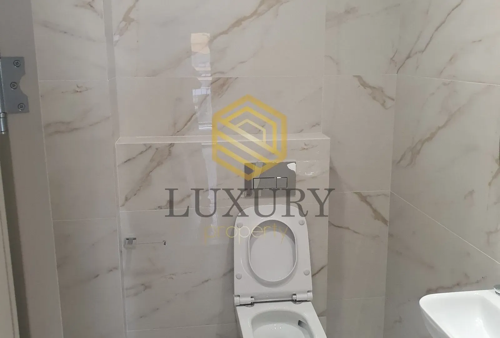 Rent, two bedroom apartment, 84m², Kod Capital Plaze, Podgorica