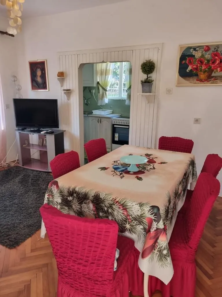Sale, house, 160m², Dobrota, Kotor