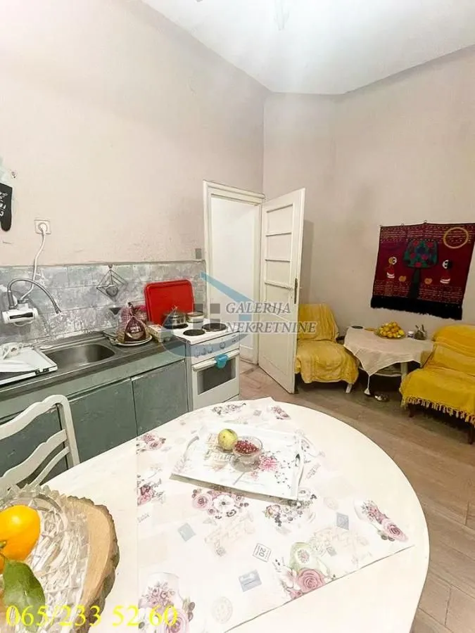 Prodaja, trosoban stan, 97m², Stari Grad, Beograd