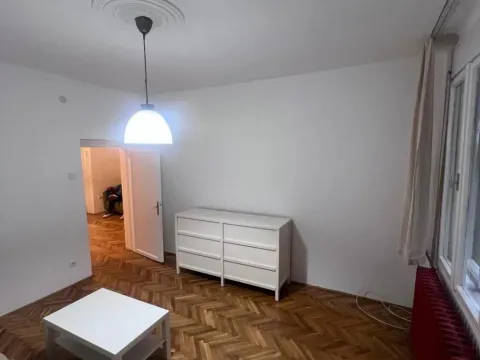 Izdavanje, trosoban stan, 55m², Savski Venac, Beograd - image 8