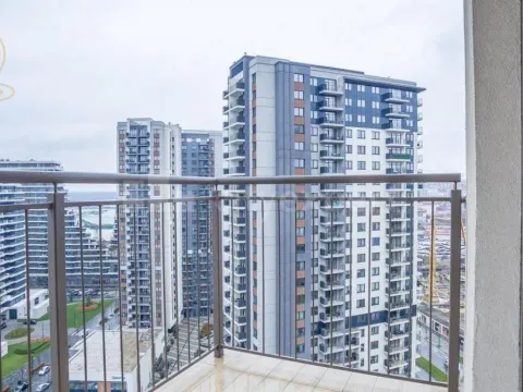 Izdavanje, trosoban stan, 82m², Savski Venac, Beograd - image 11