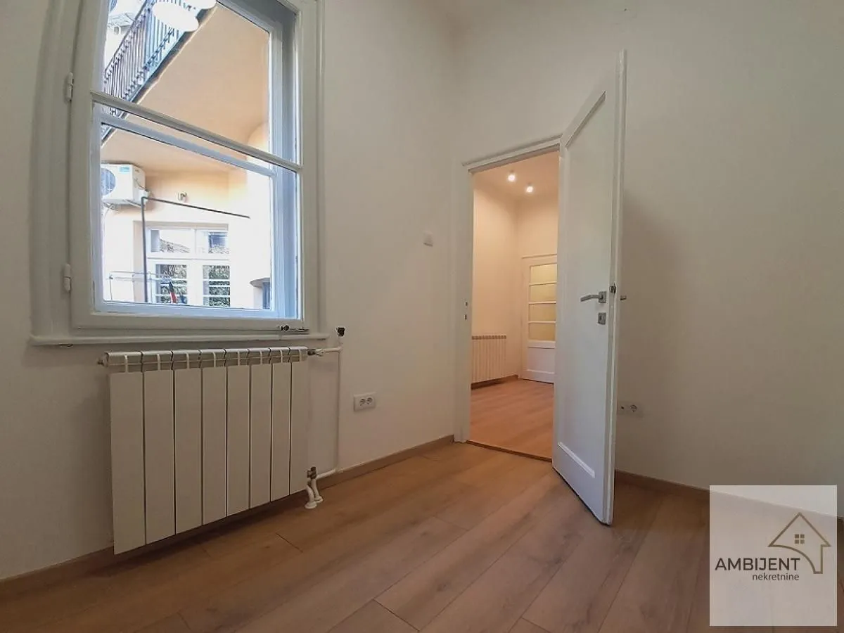 Rent, office space, 83m², Vračar Hram, Vračar Sve Podlokacije
