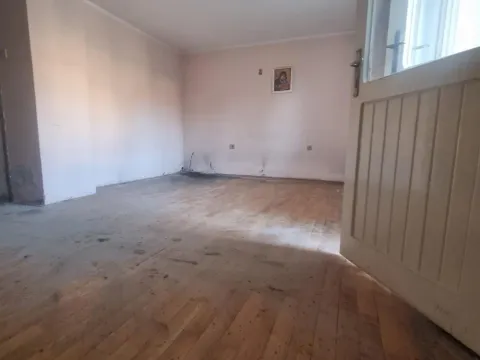 Sale, two bedroom apartment, 59m², Zvezdara Sve Podlokacije, Beograd - image 2