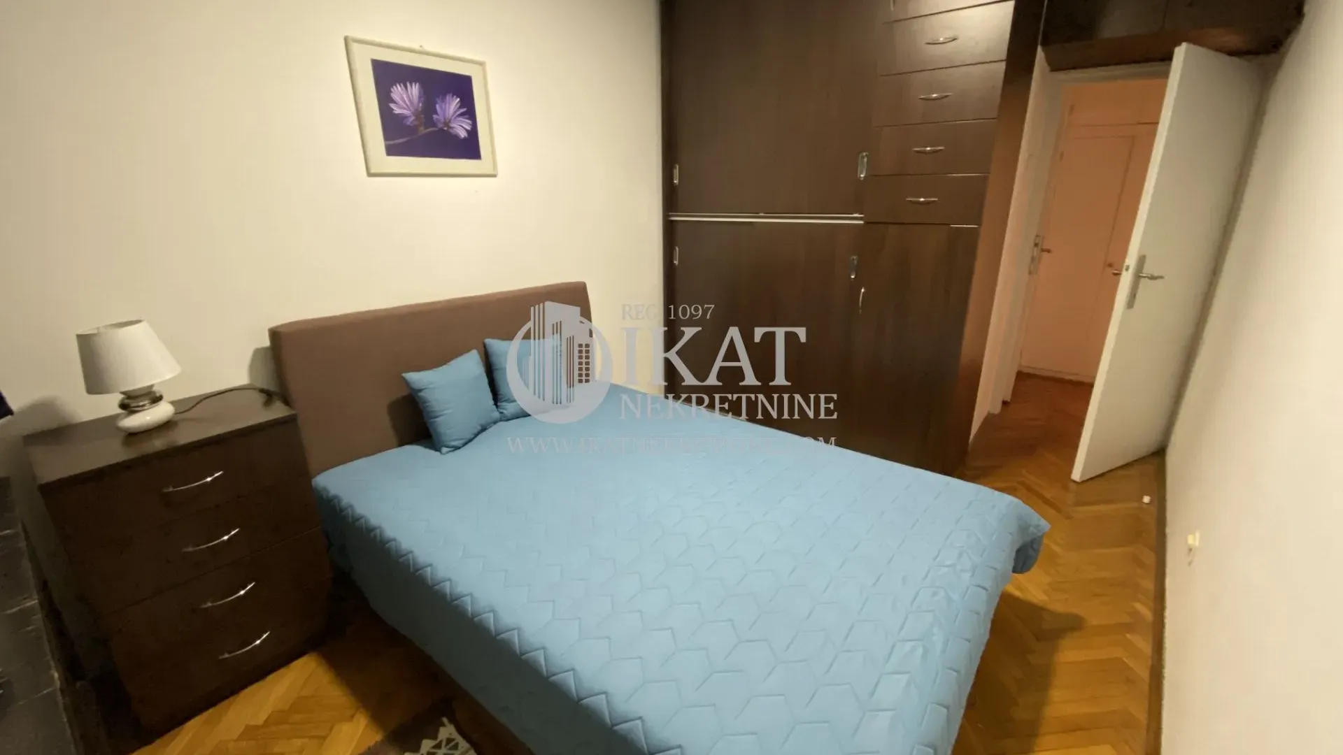 Izdavanje, dvosoban stan, 60m², Stari Grad, Beograd