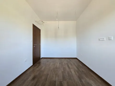 Prodaja, stan, 47m², Vezirov Most, Podgorica - image 9