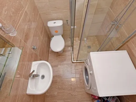 Izdavanje, jednosoban stan, 45m², Igalo, Herceg Novi - image 2