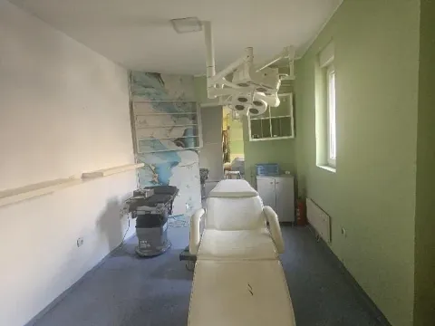 Izdavanje, poslovni prostor, 82m², Stari Grad, Beograd - image 9