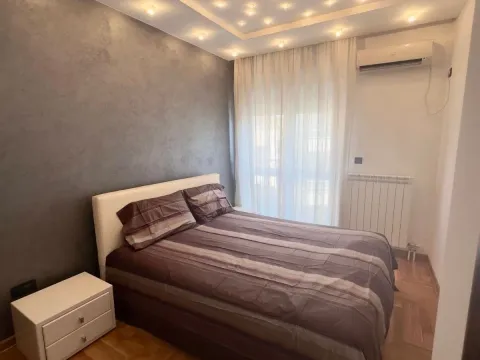 Prodaja, četvorosoban stan, 97m², Crveni Krst, Beograd - image 6