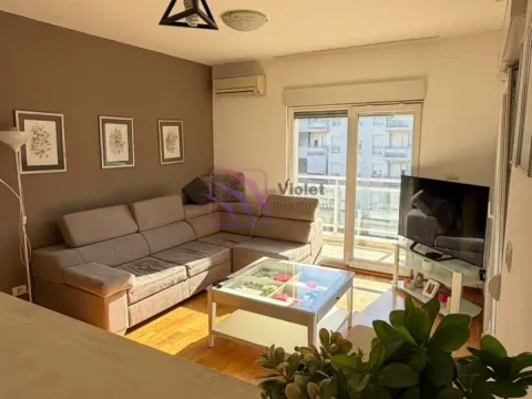 Rent, two bedroom apartment, 63m², City Kvart, Podgorica - image 19