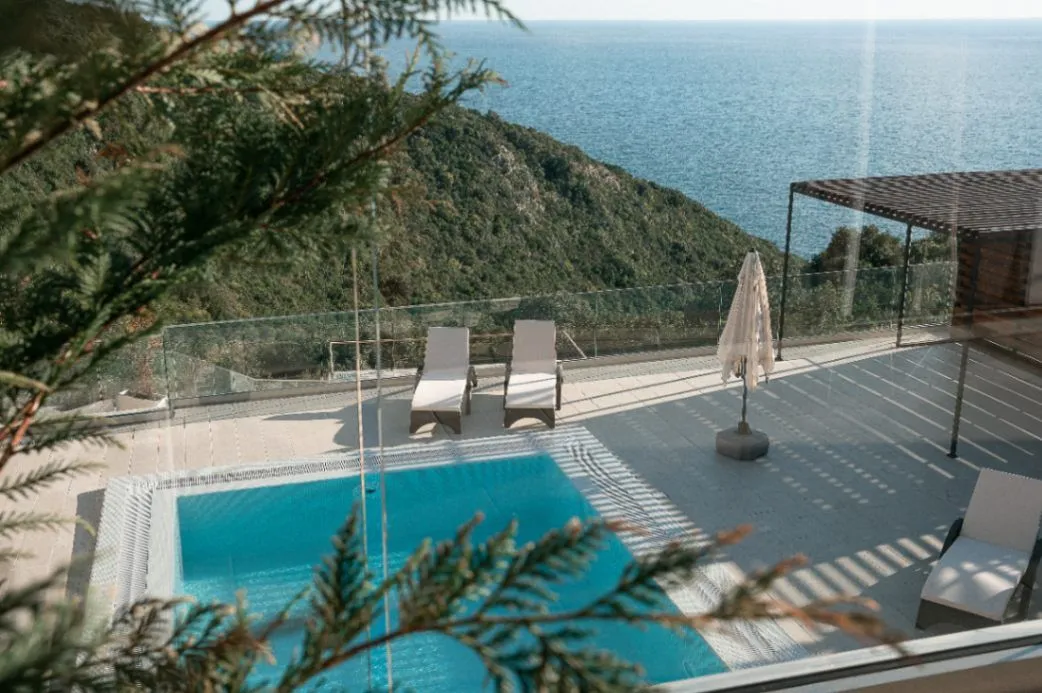 Rent, house, 450m², Krimovica, Kotor