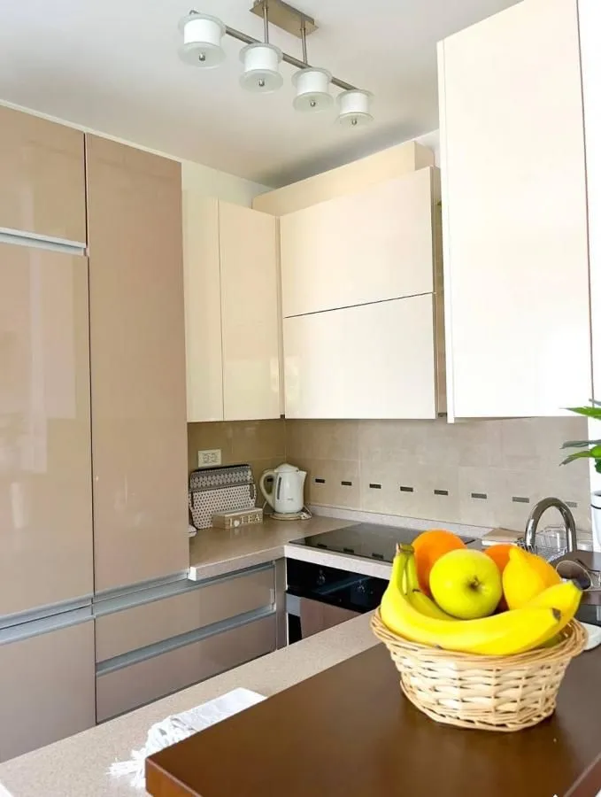 Rent, two bedroom apartment, 64m², Kotor, Crna Gora