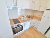 Izdavanje, jednosoban stan, 41m², City Kvart, Podgorica - image 9