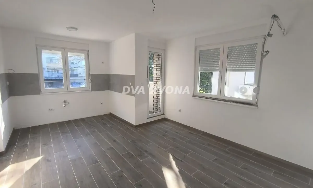 Prodaja, dvosoban stan, 53m², Petrovaradin, Novi Sad