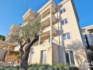 Sale, three bedroom apartment, 133m², Herceg Novi, Crna Gora - image 8