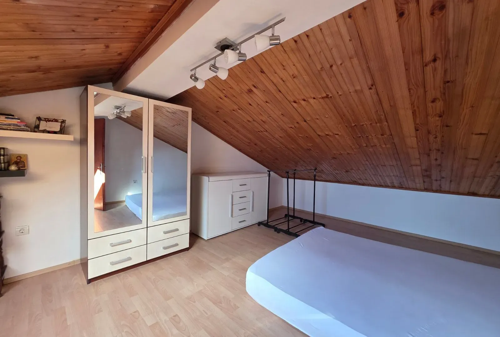 Prodaja, dvosoban stan, 120m², Budva, Crna Gora
