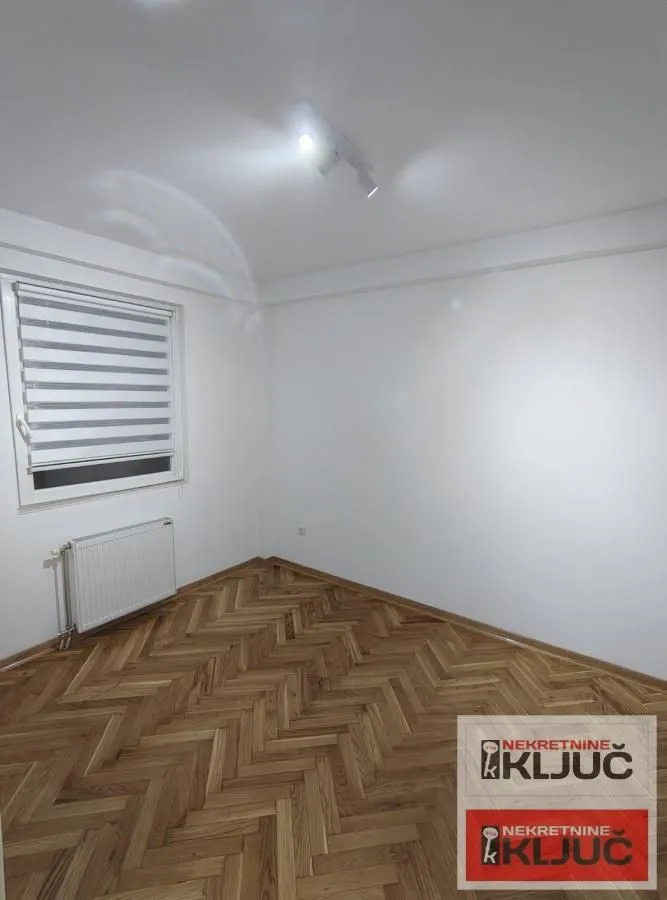 Prodaja, dvosoban stan, 40m², Grbavica, Novi Sad Sve Podlokacije