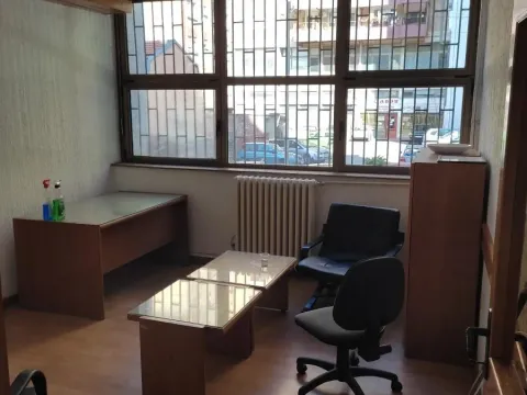Rent, office space, 260m², Centar, Niš - image 2