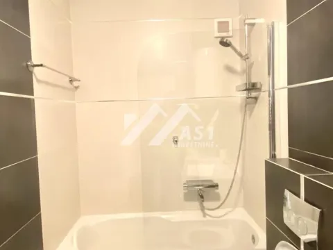 Izdavanje, trosoban stan, 80m², Novi Sad Sve Podlokacije, Novi Sad - image 8