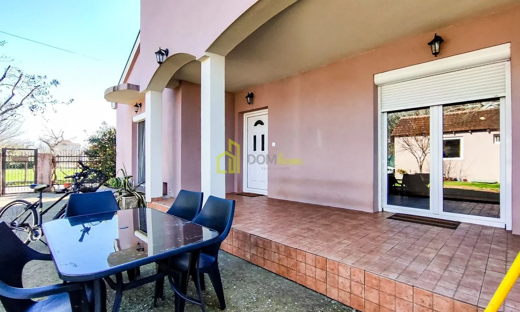 Prodaja, kuća, 150m², Tološi, Podgorica