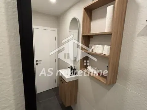 Izdavanje, dvosoban stan, 55m², Stari Grad, Beograd - image 22