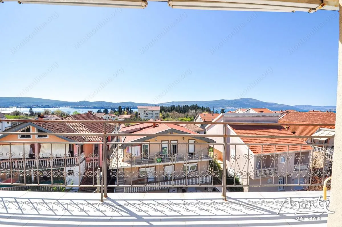Prodaja, kuća, 525m², Centar, Tivat