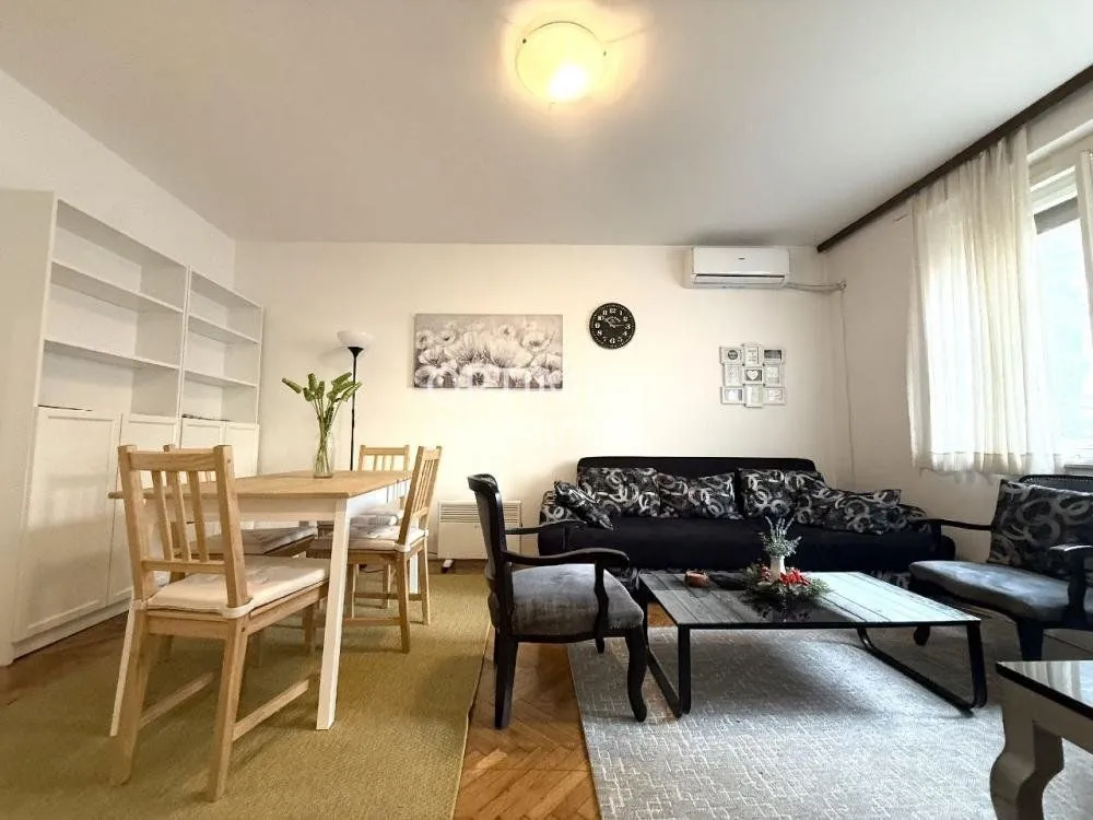 Izdavanje, dvosoban stan, 49m², Stari Grad, Beograd