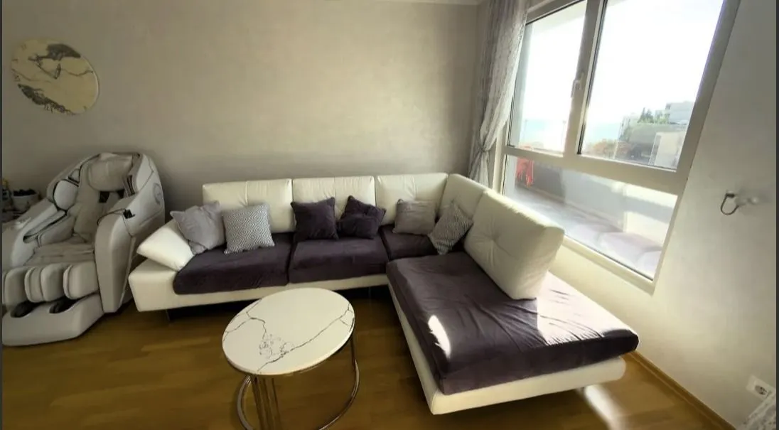 Prodaja, trosoban stan, 463m², Bečići, Budva