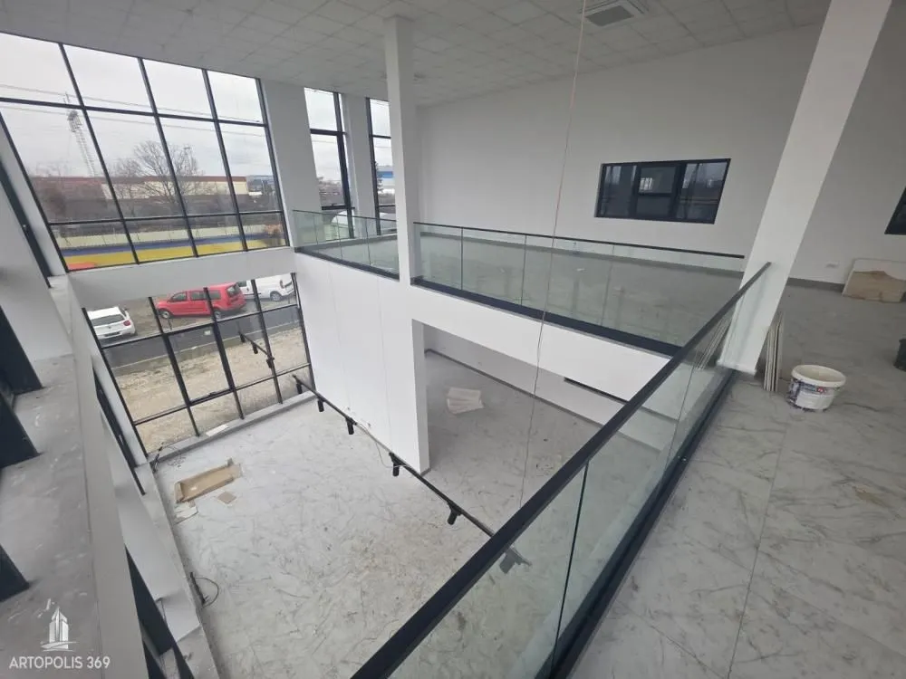 Rent, office space, 3500m², Šimanovci, Pećinci