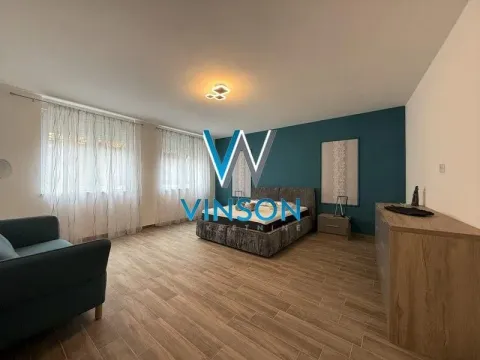 Izdavanje, četvorosoban stan, 170m², Petrovaradin, Novi Sad - image 18