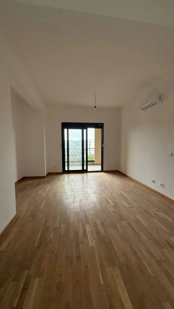 Prodaja, jednosoban stan, 51m², Stari Bar, Bar