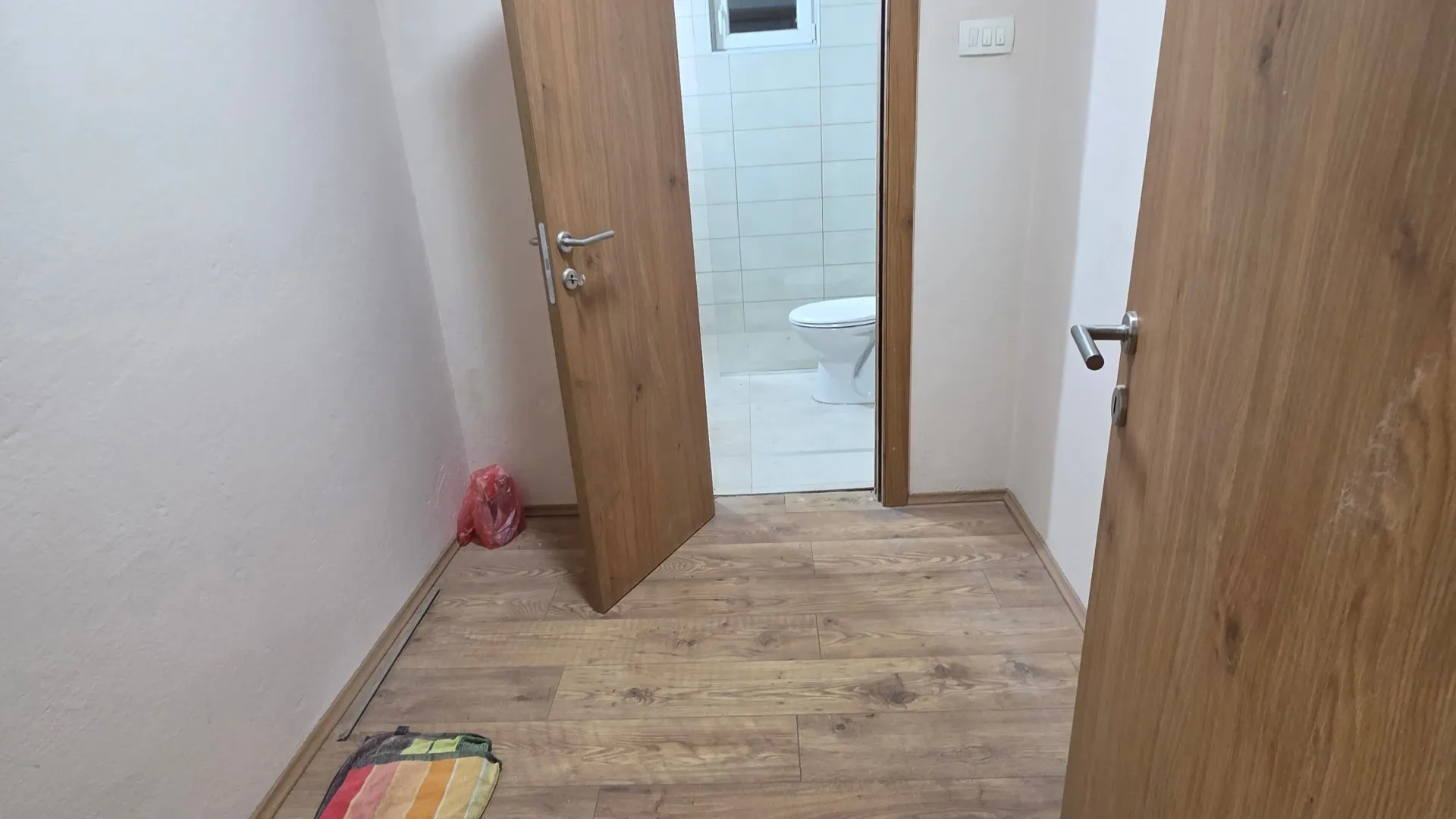 Izdavanje, poslovni prostor, 100m², Dalmatinska ulica, Podgorica