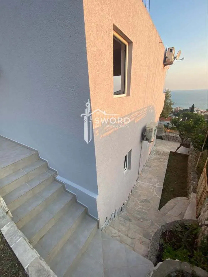 Prodaja, kuća, 170m², Dobre Vode, Bar