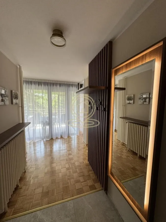 Rent, four bedroom apartment, 94m², Čukarica, Beograd