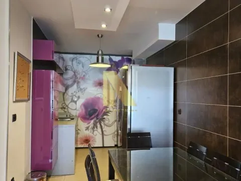 Izdavanje, trosoban stan, 78m², Sajmište, Novi Sad - image 8