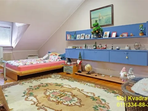 Sale, house, 250m², Voždovac Sve Podlokacije, Beograd - image 9