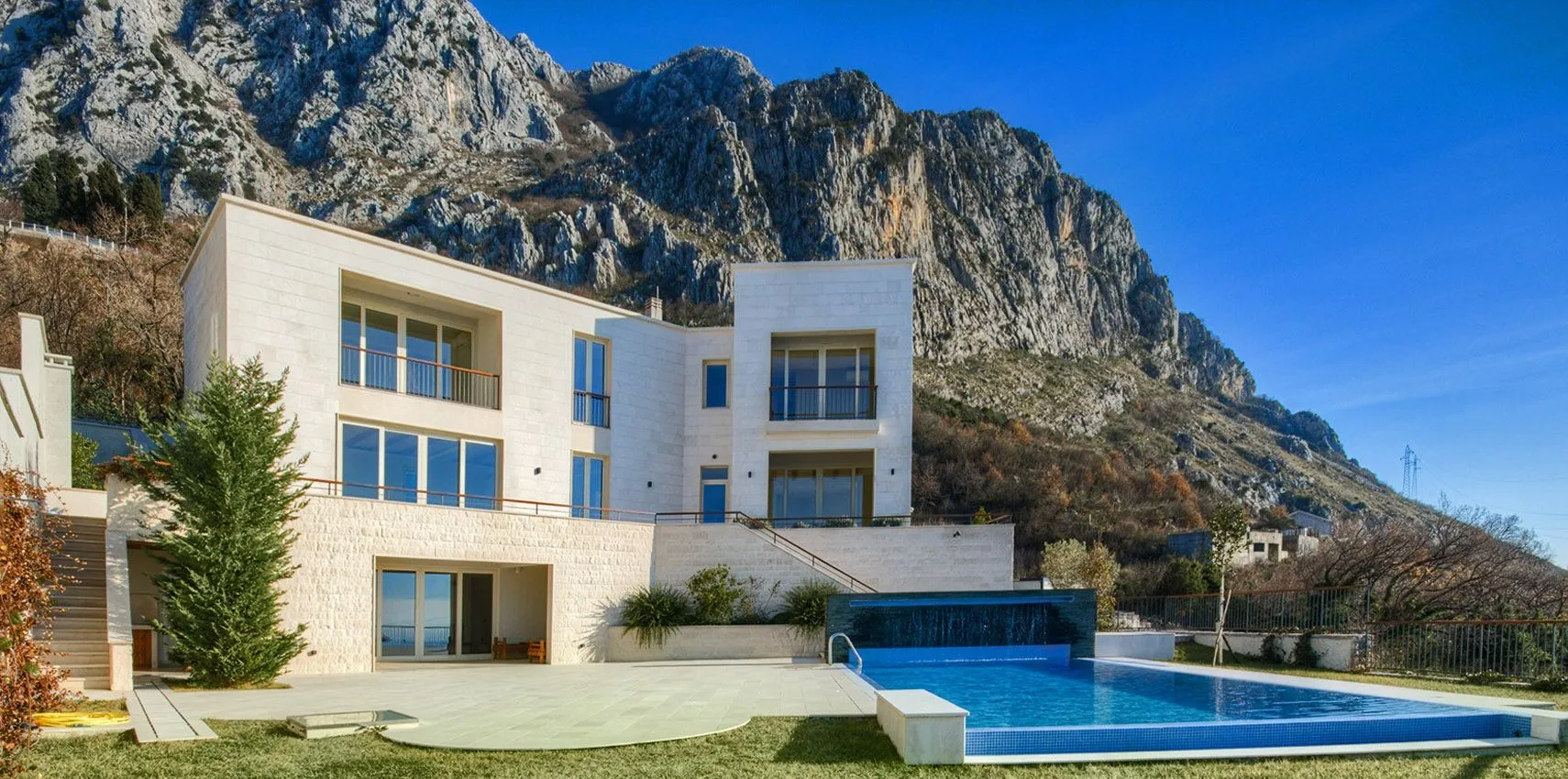 Sale, house, 600m², Blizikuće, Budva