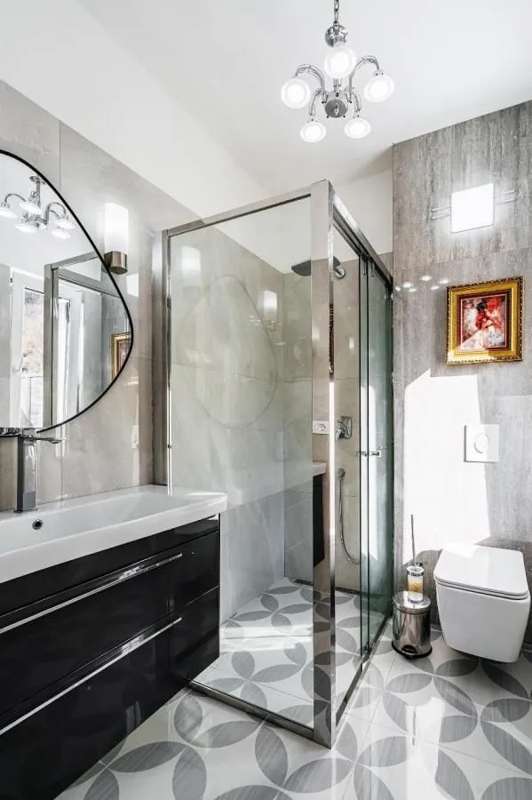 Sale, house, 350m², Reževići, Budva