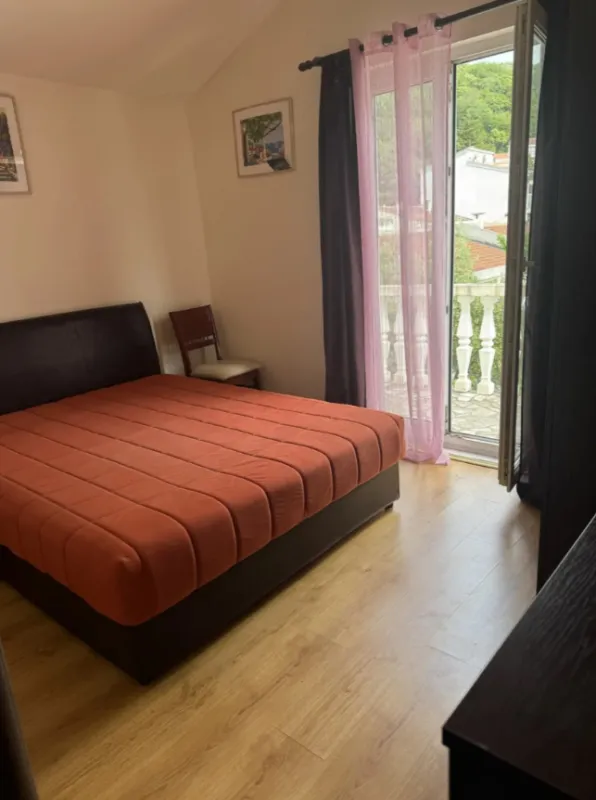 Prodaja, trosoban stan, 90m², Babin Do, Budva