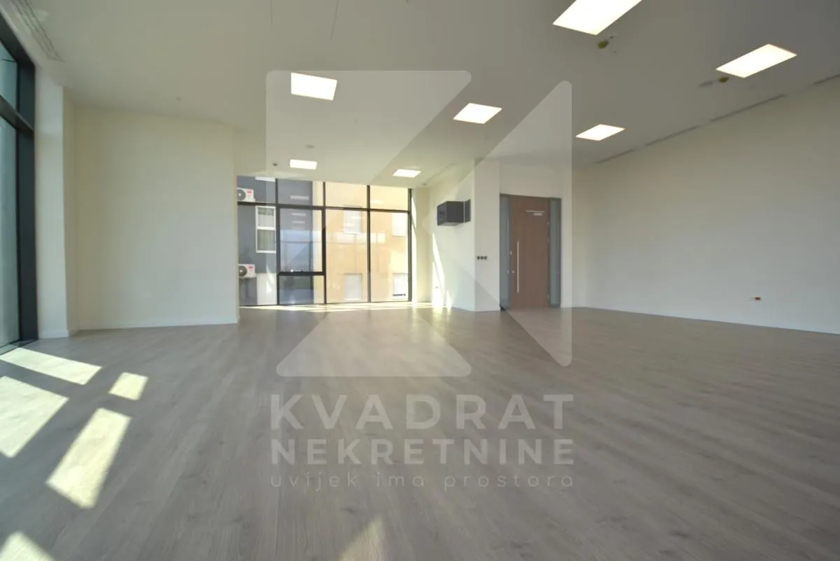 Sale, office space, 2542m², Centar, Podgorica